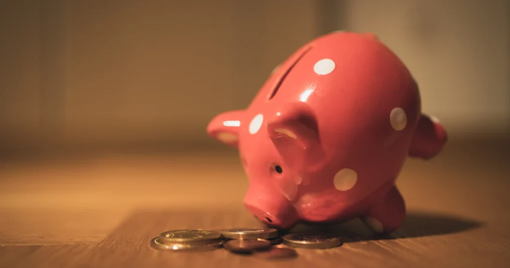 Cartão de crédito sendo usado por pessoa negativada